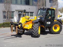 JCB 526-56 AGRI Plus / 5.6 m / joystick
