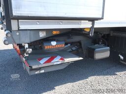 Schmitz Cargobull SKO 24 Doppelstock Thermo King Pharma Ladebordwand