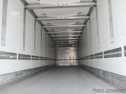 Schmitz Cargobull SKO 24 Doppelstock Carrier Vector HE19 Liftachse