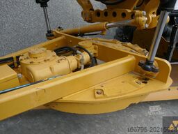 Caterpillar 140M2
