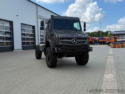 MERCEDES-BENZ Unimog U5023