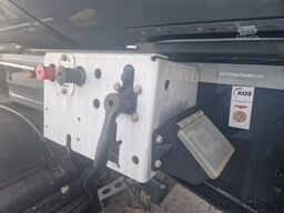 SCHWARZMÜLLER 3 Achs Thermomulde Liftachse Fertigerbremse