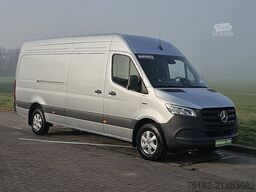 MERCEDES-BENZ ESPRINTER 320