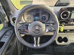 MERCEDES-BENZ ESPRINTER 320