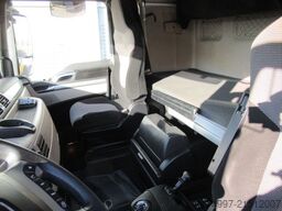 MAN TGX 26.420 / 6 x 2 / XLX