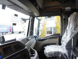 MAN TGX 26.400 / IGLOOCAR 20 pallets