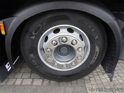 DAF XF 480 E6 6x2 / Lamberet refrigerator