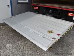 MERCEDES-BENZ Actros 1842 L E6 Koffer  Top Zustand