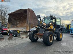 Komatsu WA 250 P7-6 | Klima | Schaufel | 14t | Unterlagen vorhanden