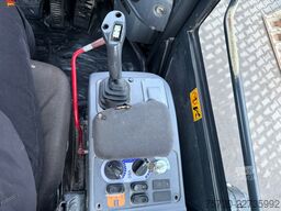Komatsu WA 250 P7-6 | Klima | Schaufel | 14t | Unterlagen vorhanden