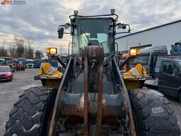 Komatsu WA 250 P7-6 | Klima | Schaufel | 14t | Unterlagen vorhanden