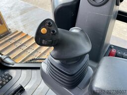Caterpillar D2 LGP 12A | LEICA GPS