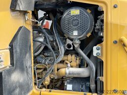 Caterpillar D2 LGP 12A | LEICA GPS