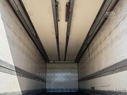 MERCEDES-BENZ Actros2545/Lift-Lenk/Mitnahmestp/Retarder