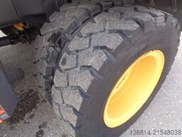 VOLVO EW60E Powertilt + Löffelpaket Klima