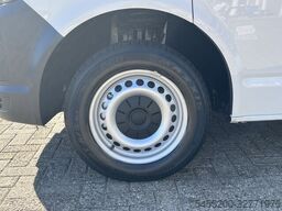 VW Transporter Kombi 2.0 TDI L1H1 Incl btw 9-Perso...