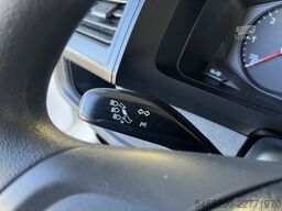 VW Transporter Kombi 2.0 TDI L1H1 Incl btw 9-Perso...