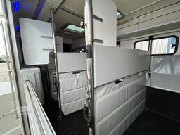 Volvo FM Pferdetransporter 5 Pferde Popout Solar