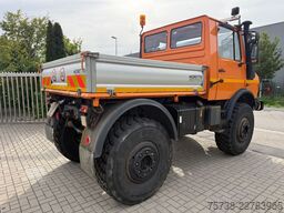 UNIMOG U1600 Kipper/Zapfwelle/3-Sitze