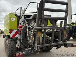CLAAS Quadrant 5200 FC