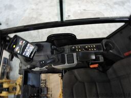 CATERPILLAR 302C Powertilt