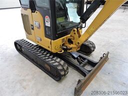 CATERPILLAR 302C Powertilt