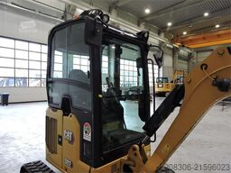CATERPILLAR 302C Powertilt