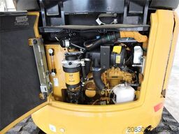 CATERPILLAR 302C Powertilt