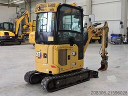 CATERPILLAR 302C Powertilt