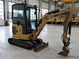 CATERPILLAR 302C Powertilt