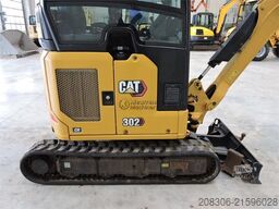 CATERPILLAR 302C Powertilt
