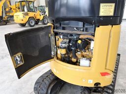 CATERPILLAR 302C Powertilt
