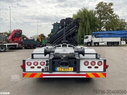 Mercedes-Benz Arocs 3251 8x4 Euro 6 Hiab 28 Tonmeter laadkraan