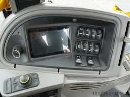 JCB 4CX PRO / 3800 MTH! / 2022 / joysticks /