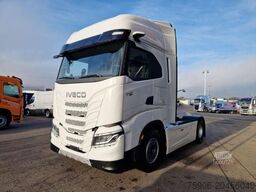Iveco S-WAY 500