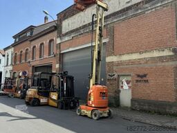 JLG Toucan 8E-L