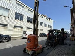 JLG Toucan 8E-L