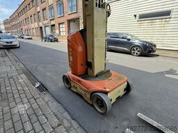 JLG Toucan 8E-L