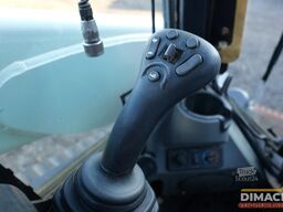 BOBCAT T870 Bobcat T870 skidsteer on tracks - high flo...