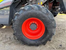 CLAAS Lexion 8800 4WD