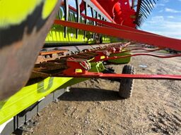 CLAAS Lexion 8800 4WD