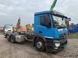 Mercedes-Benz Antos 2533