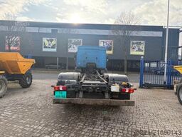 Mercedes-Benz Antos 2533