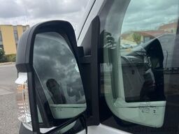 Ford Transit Piloto A603G 2025 | manuales | Capacidad para 3 personas