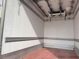 Iveco Daily meat meat rails EURO 6D, APK TOT 2028, VL...