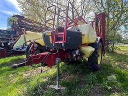 Kverneland Ikarus S38