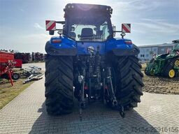New Holland T8.435