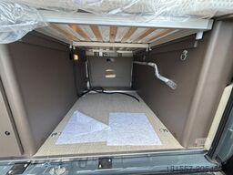 BÜRSTNER B66 C 600 Schlafdach / Automatik