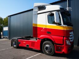 Mercedes-Benz Actros 1942 tractor unit