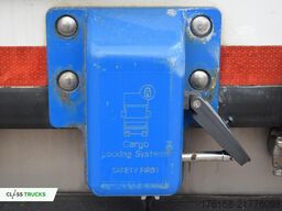 SCHMITZ CARGOBULL SKO FP 60 ThermoKing SLXi 300